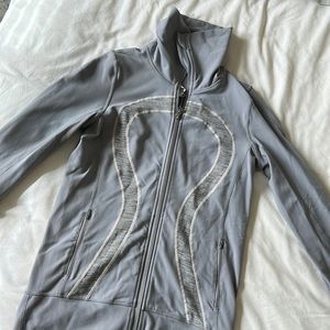 Lululemon Jacket - Size 6